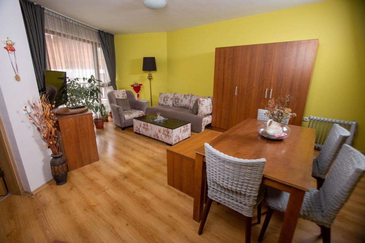 Pirin Place Bansko Bagian luar foto