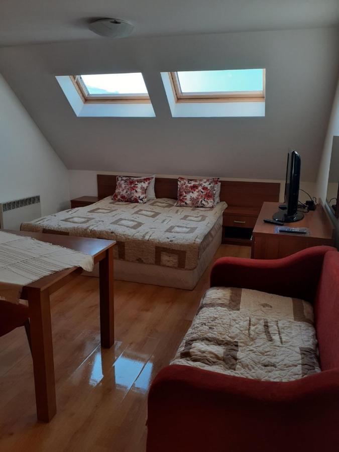 Pirin Place Bansko Bagian luar foto