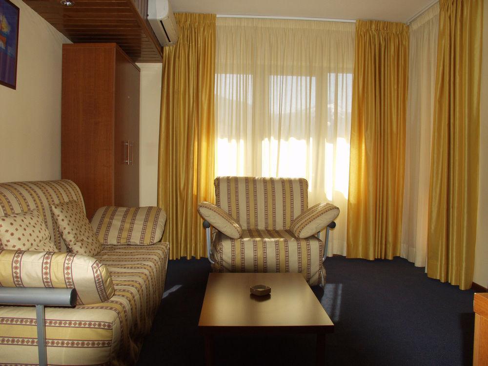 Pirin Place Bansko Bagian luar foto